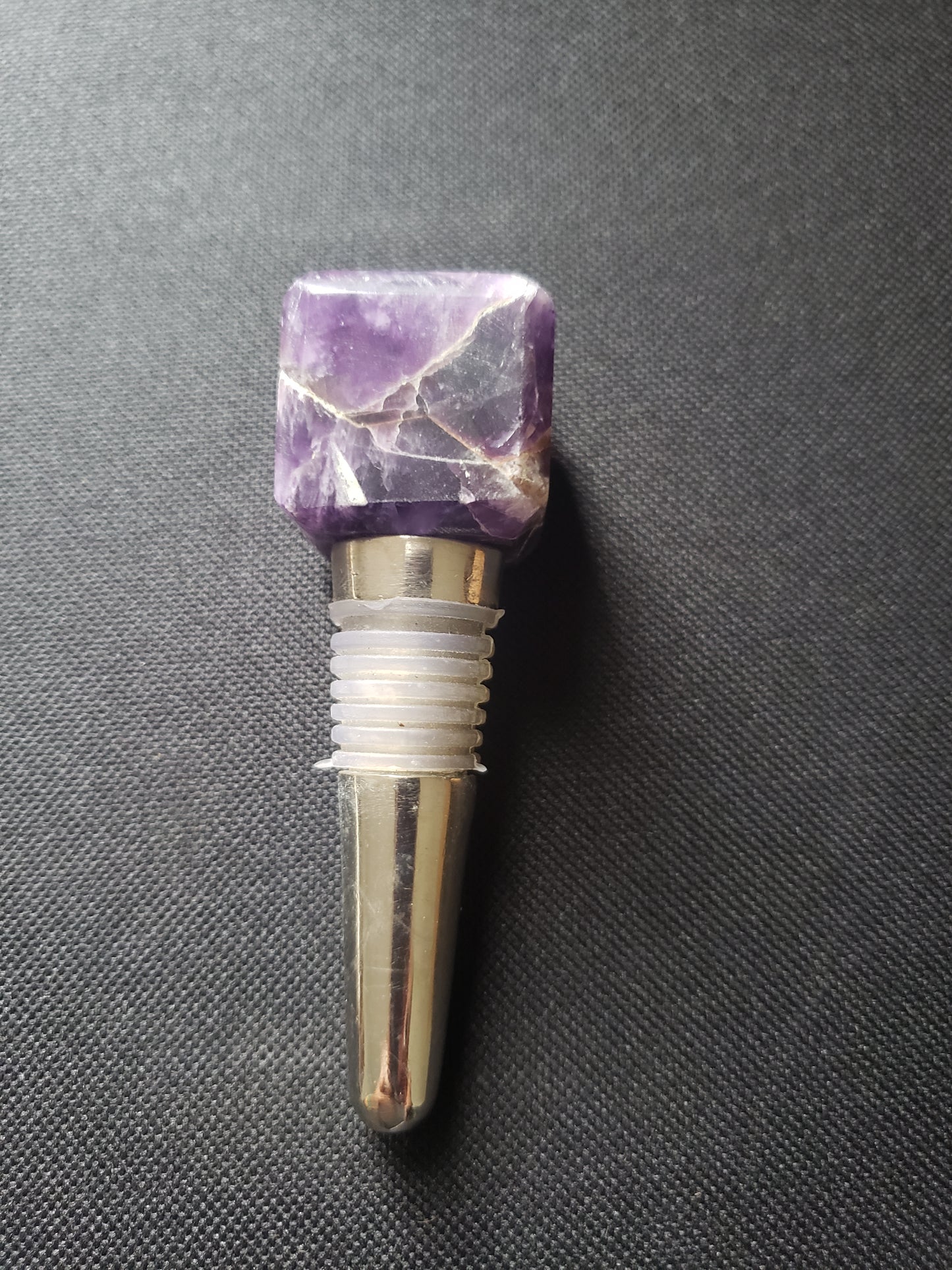 AMEYTHST Gemstone Cube Bottle Stopper